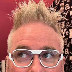 Meet your Posher, Ronnie